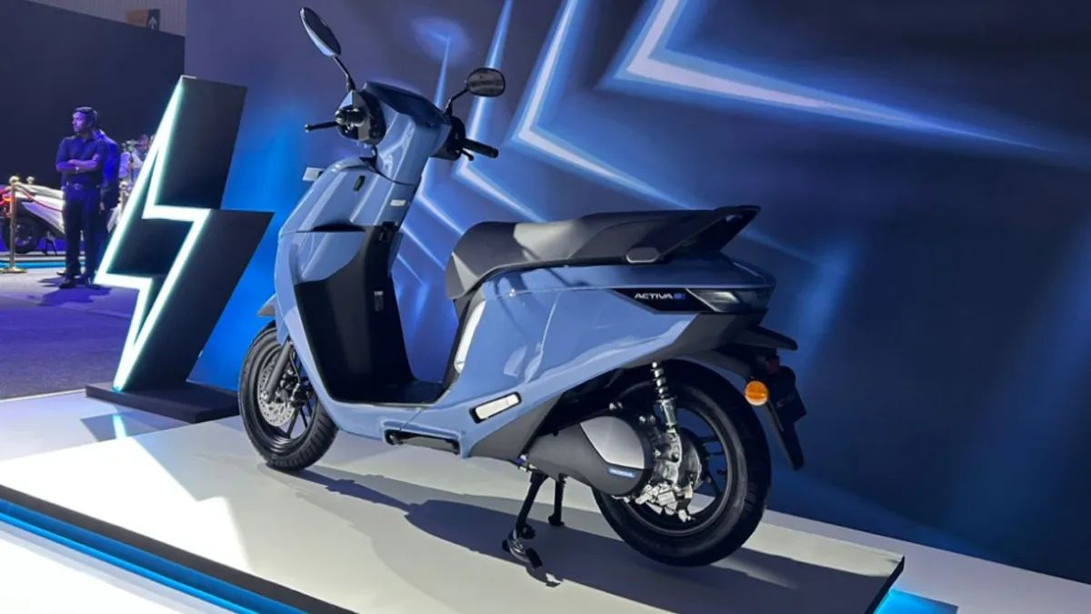 Honda Activa, Electric Scooter, Activa Electric, EV Scooter Launch, Activa EV 2025, Features, Battery, Range, Motor, Launch Date, Booking Date, Automobile News in Hindi, होंडा एक्टिवा-ई 2025,