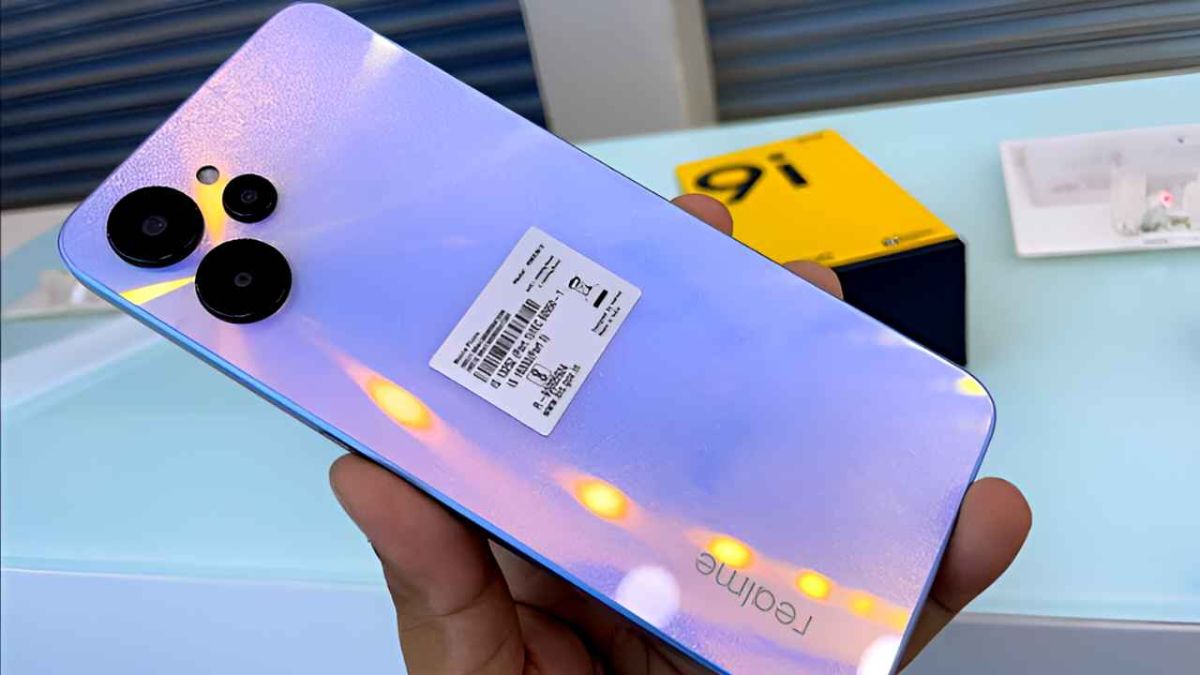 Realme 9i 5G, iPhone Vs Realme, Budget Smartphone, Smartphone Under 15000, Realme 9i 5G Specifications, Realme 9i 5G Camera, Realme 9i 5G Processor, Realme 9i 5G Battery, Realme 9i 5G Price, रियलमी 9i 5G, Tech News in Hindi,