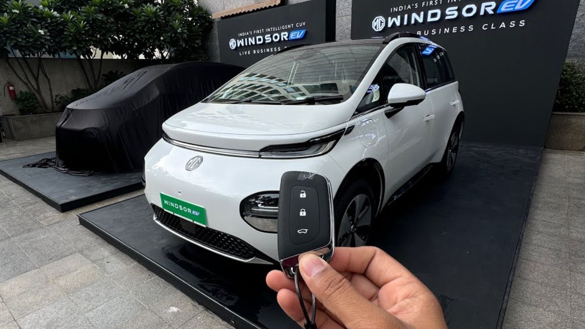 MG Windsor Pro EV, MG Electric Car India, MG Windsor EV Price, MG Windsor EV Features, MG Windsor EMI Plan, 2 Lakh downpayment EV Car, Automobile News in Hindi,